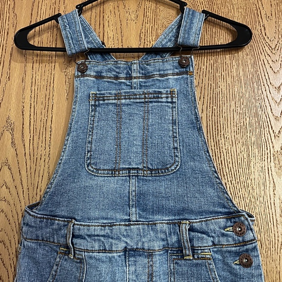 Lucky Brand Big Girls Light Wash Blue Denim Overalls Sz-12 - Picture 2 of 7